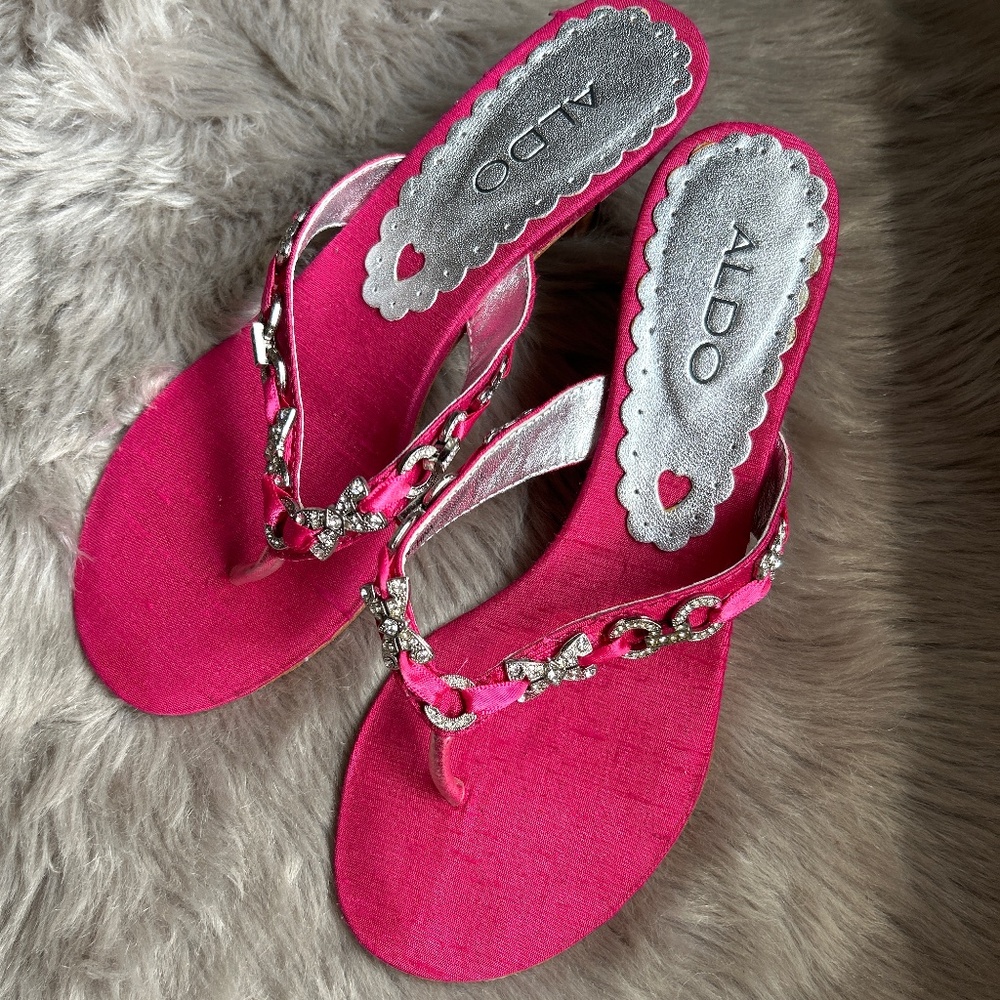 Aldo Pink with Silver Details Sandals 👡